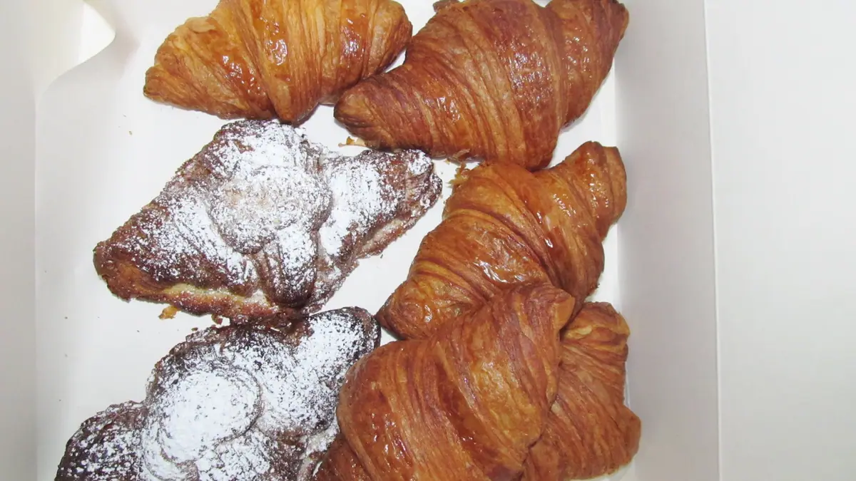 Bakery & Café bakes
